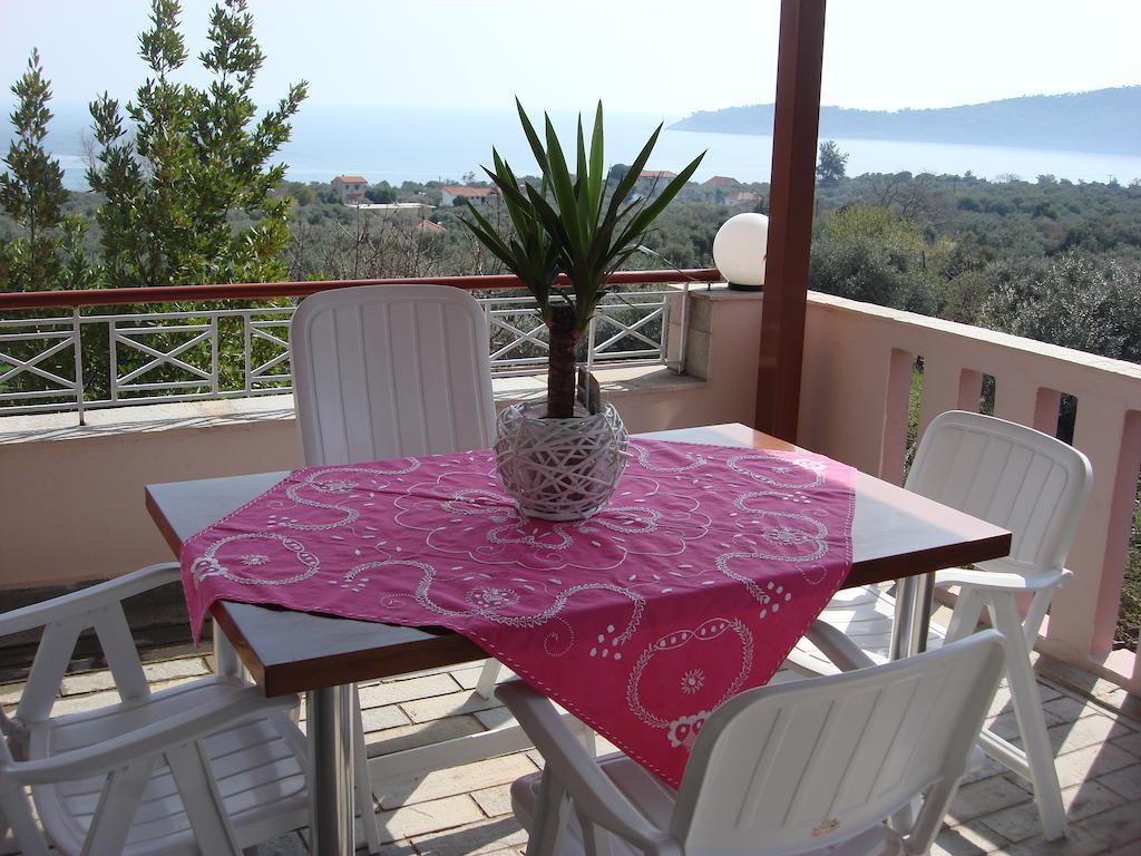 Villa Melina 2 Koinira Habitación foto