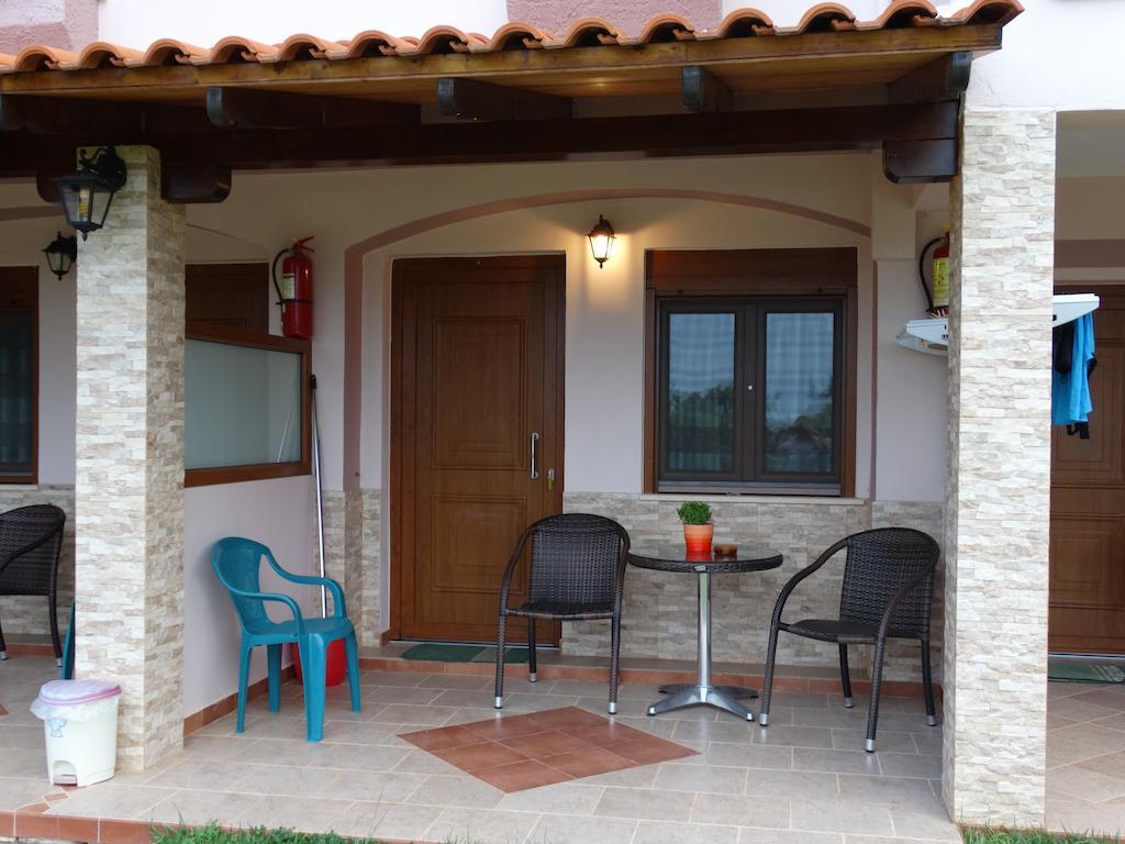 Villa Melina 2 Koinira Habitación foto